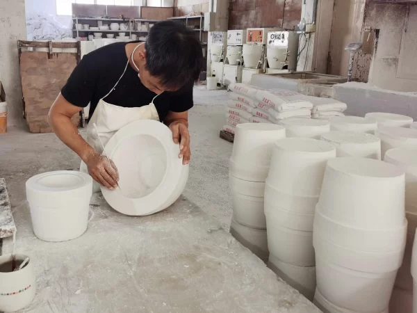 Tableware Manufacturing Process Moulding