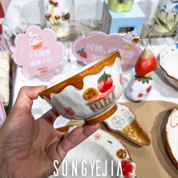 Wholesale Ceramic Tableware Set with Cute Cartoon Strawberry & Ice Cream Design 4